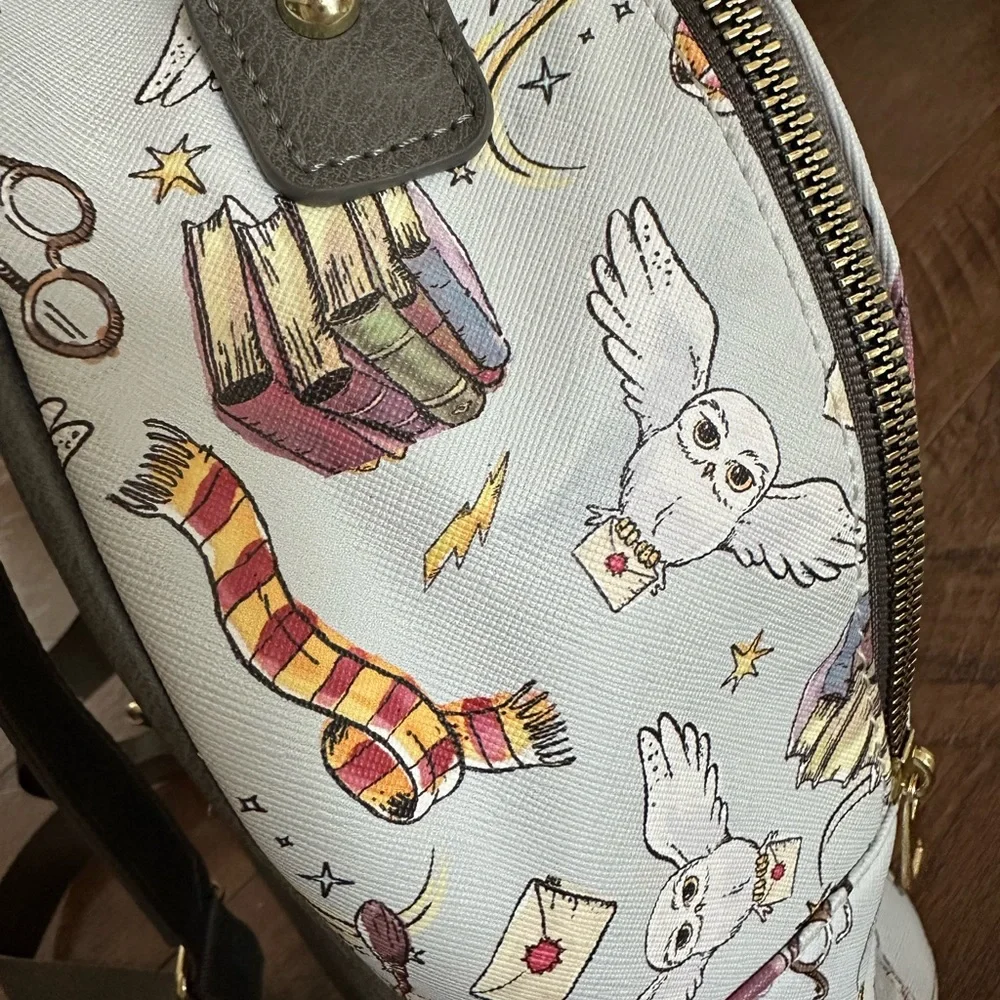 Harry Potter Hedwig Themed Backpack - Picture 12 of 16